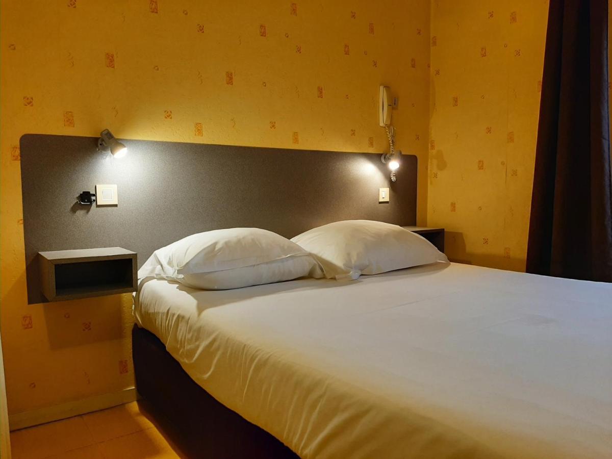 Le Royalty Hotel Angers Eksteriør billede