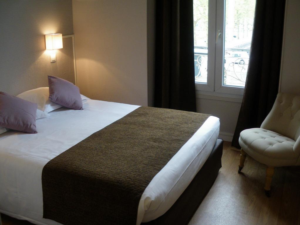 Le Royalty Hotel Angers Eksteriør billede